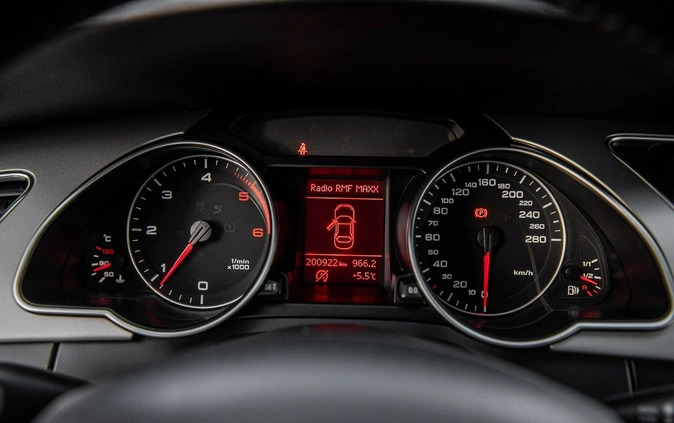 Audi A5 cena 47700 przebieg: 200000, rok produkcji 2010 z Prudnik małe 497